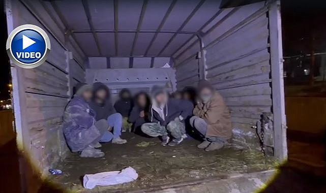 Suç makineleri kamyonetin kasasında yakayı ele verdi