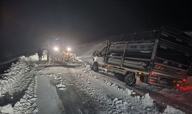 Tipide mahsur kalan vatandaşlar kurtarıldı