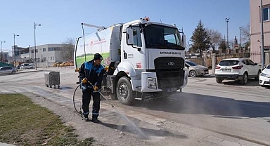 Yıkama ve temizlik çalışmaları devam ediyor