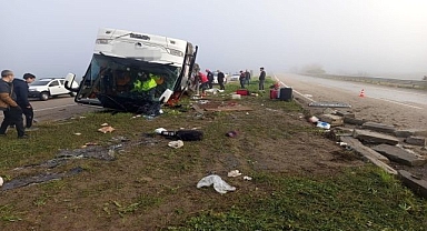 Yolcu otobüsü devrildi, can pazarı yaşandı!