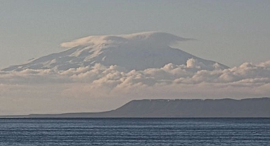 Zirvedeki bulut denizi mest etti
