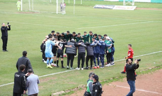 12 Bingölspor şampiyon oldu