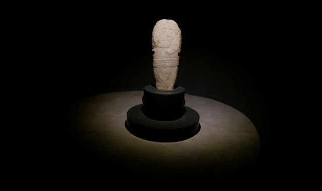 2 bin 500 yıllık ‘taş baba' heykeline yoğun ilgi!