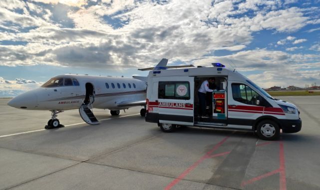 Ambulans uçak bebek için havalandı