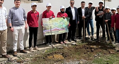 350 fidan toprakla buluştu