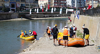 Arası Rafting Şampiyonası slalom etabıyla sürdü