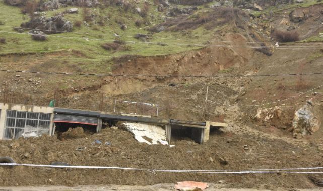 Aynı bölgede ikinci kez heyelan