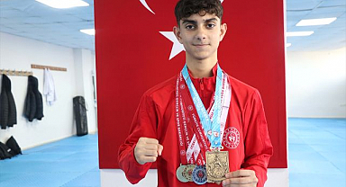 Babasının isteğiyle başladığı karatede Türkiye şampiyonu oldu