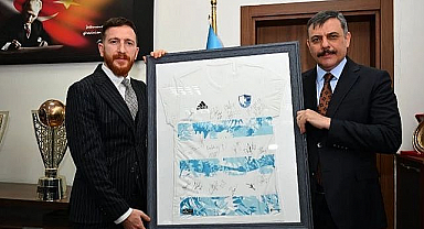 Bakan Çiftçi’den Erzurumspor’a Süper Lig Tebriği