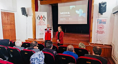 Çocuklar için doğru medya kullanımı anlatıldı