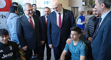 Diyanet heyetinden Erzurum'da gençlerle buluşma