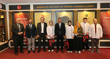 Erzurum'da geleceğin şeflerinden büyük başarı