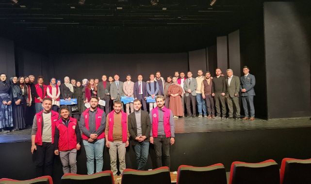 Erzurum'da genç şairler yarıştı