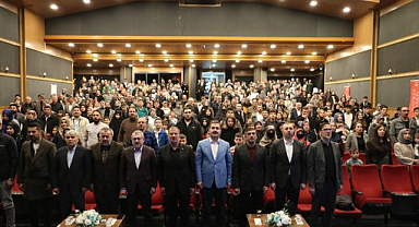 Erzurum’da gençler kitapla buluştu