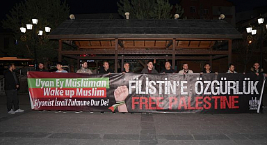 Erzurum'da İsrail'in Küresel Sumud Filosu'na saldırısı protesto edildi