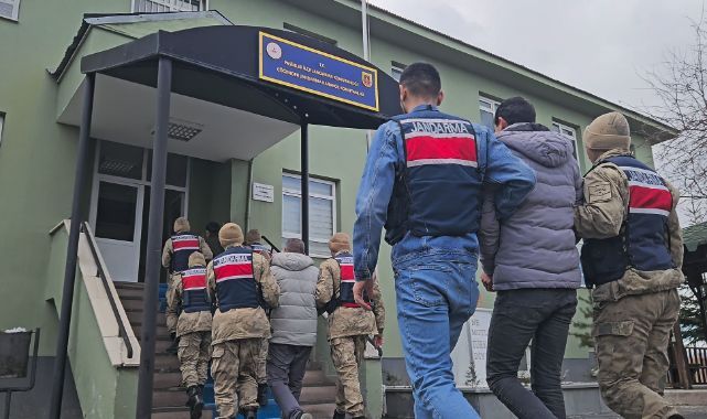 Erzurum’da kaçak göçmen operasyonu   