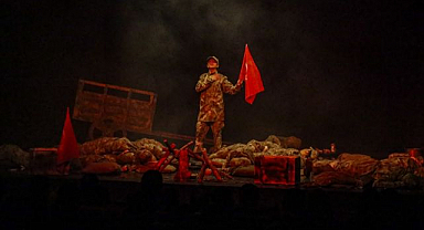 Erzurum'da koruma altındaki çocukların performansı ayakta alkışlandı