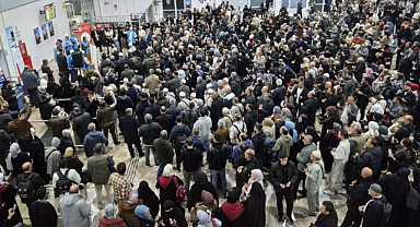 Erzurum’dan ilk hacı kafilesi kutsal yolculuğa dualarla uğurlandı