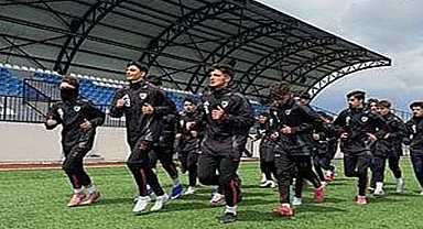 Erzurum’un U 15 takımı G.Saray’a farklı yenildi
