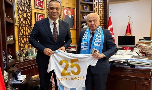 Erzurumspor Coşkusu Başkentte: Yurdagül'den Bahçeli'ye Anlamlı Hediye