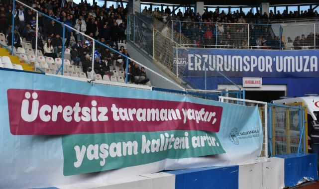 Erzurumspor tribünlerinden anlamlı mesaj