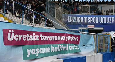 Erzurumspor tribünlerinden anlamlı mesaj
