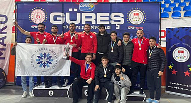ETÜ’den büyük başarı: Ünilig’de 21 madalya kazanıldı