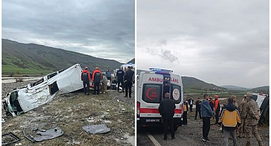 Feci kaza: Minibüs devrildi, 16 yaralı