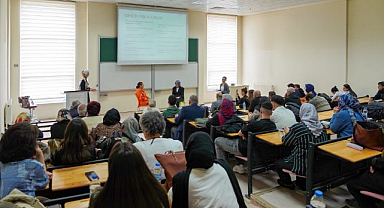 Gençler sordu, tecrübe konuştu   