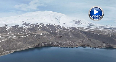Gölet her mevsim güzelliğiyle büyülüyor