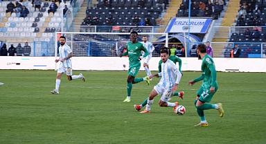 Gözlerimi kaparım , vazifemi yaparım!