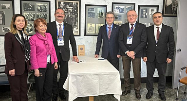 Hacımüftüoğlu EUA 2026 konferansında anlaşma imzaladı