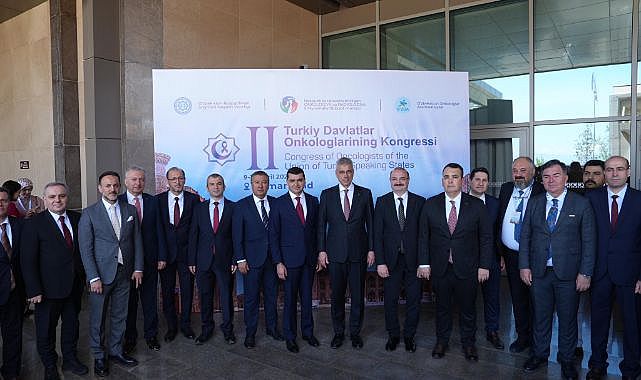 Hacımüftüoğlu Semerkant’ta uluslararası onkoloji kongresine katıldı