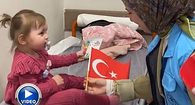 Hastanedeki çocuklara 23 Nisan sürprizi   