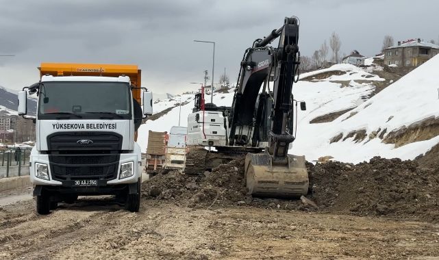Heyelan bölgesinde çalışmalar sürüyor