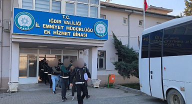 Zehir tacirlerine darbe: 12 adrese operasyon