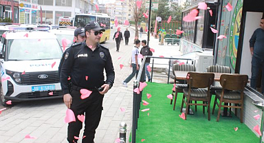 İhbar üzerine gittiler, sürprizle karşılaştılar   