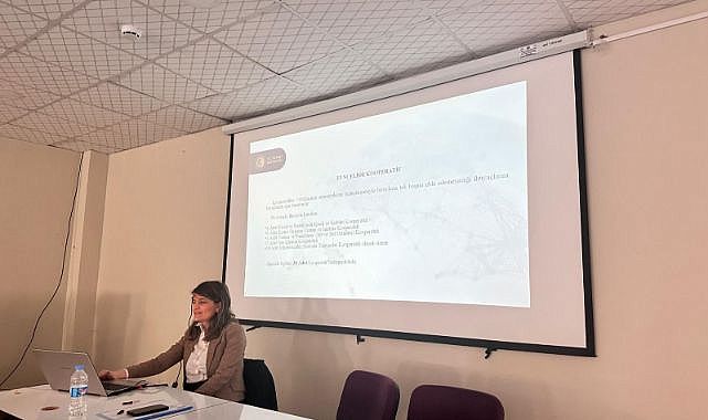 Kadınlara kooperatifçilik eğitimi verildi