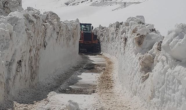 Kar kalınlığı 5 metreye ulaştı
