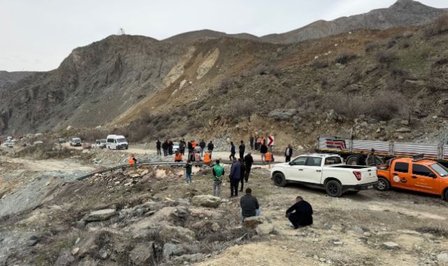 Kara yolunda heyelan tehlikesi sürüyor
