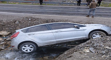 Kontrolden çıktı kanala uçtu!