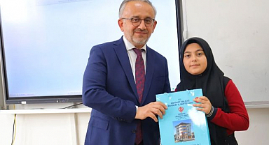 Kuran'ı Kerim okumada bölge birincisi oldular