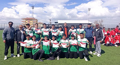 Minikler kıyasıya rekabet etti