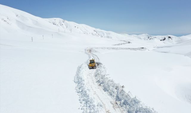 Nisan’da kar mesaisi: 66 yılın en yoğun yağışı