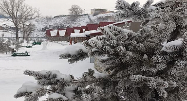 Nisan'da kar ve dondurucu soğuk etkisini artırdı
