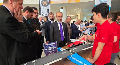 Öğrencilerden bilim fuarı