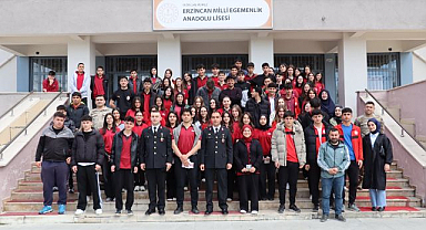 Öğrencilere jandarma akademisi tanıtıldı   