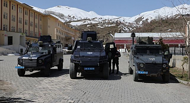 Okul önlerinde sıkı denetim