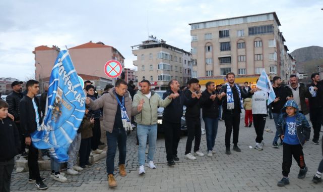 Oltu’da Erzurumspor’un şampiyonluk coşkusu