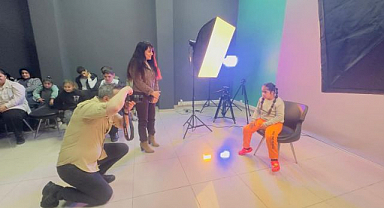 Özel çocuklar için fotoğraf etkinliği   